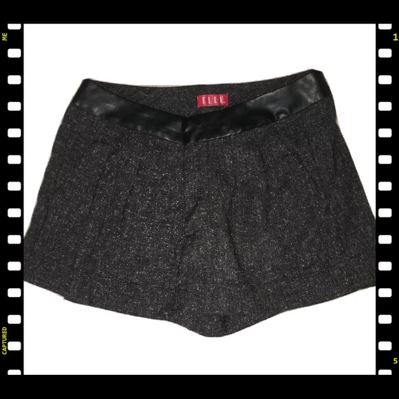 ELLE SHORTS. SIZE 4. ALMOST NEW. - Picture 1 of 6